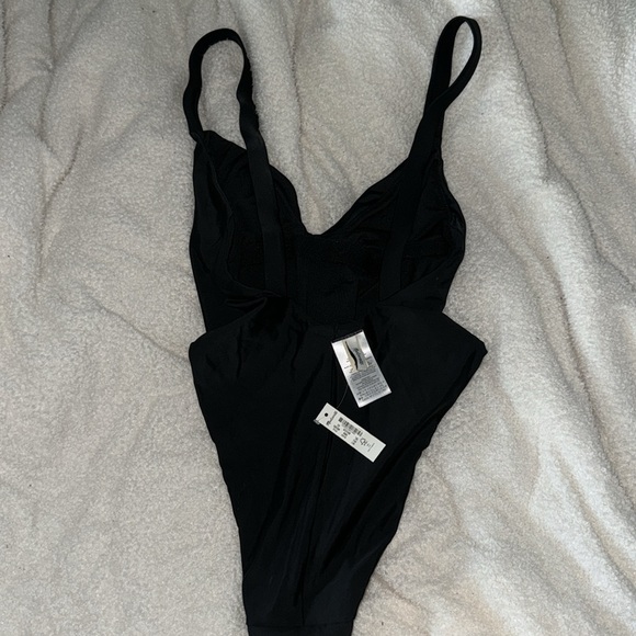 Madewell swimsuit - Picture 2 of 4